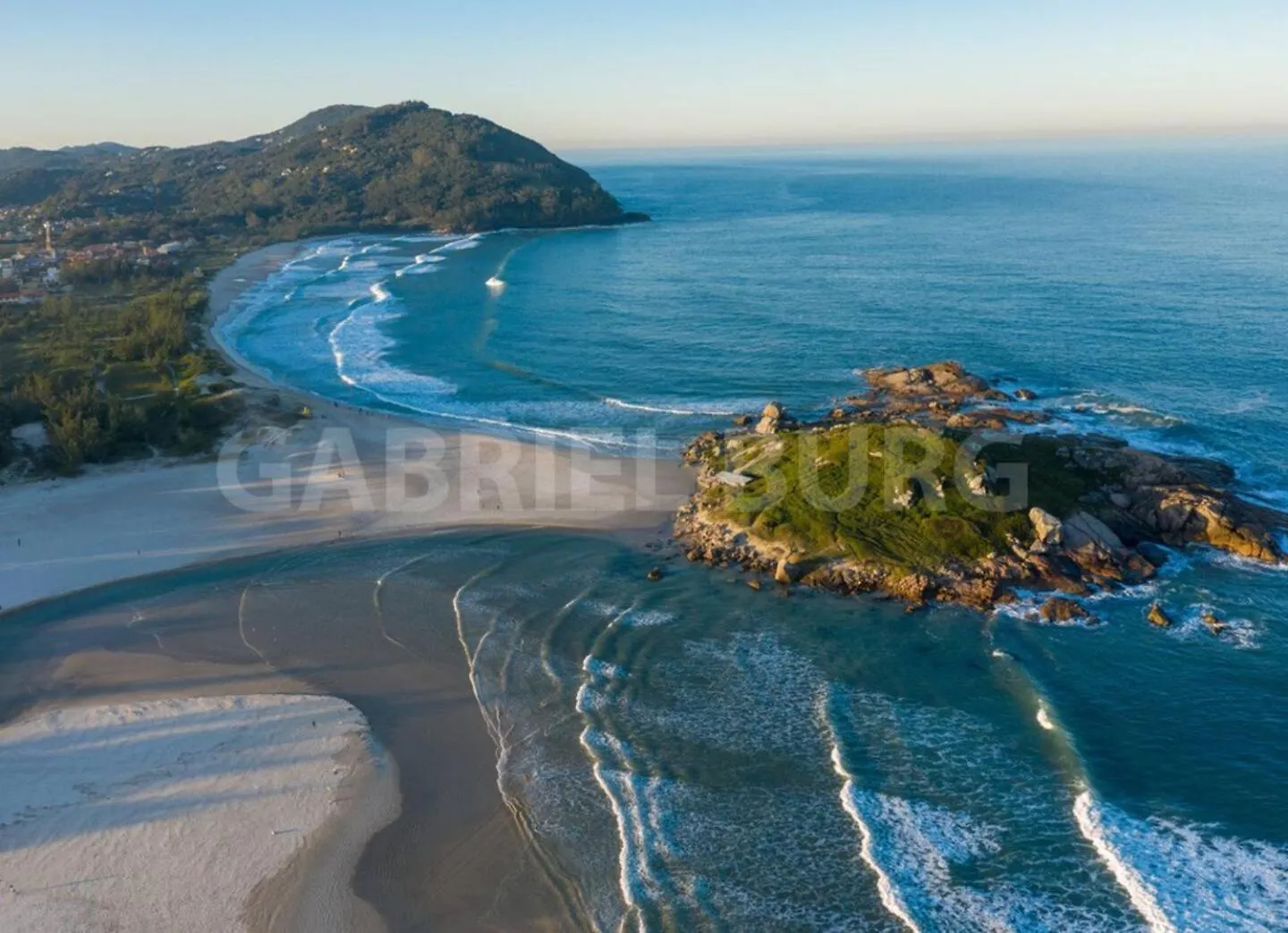 Apartamentos A Duas Quadras Praia Da Ferrugem 7 Garopaba Brazil